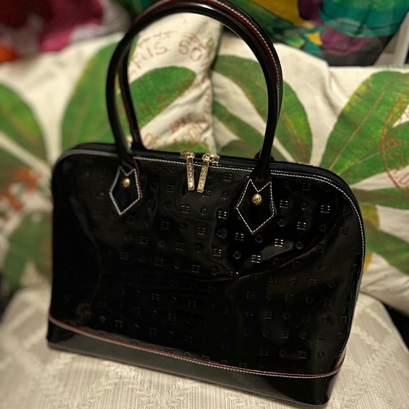 Arcadia Black Patent Leather Handbag - Picture 2 of 8